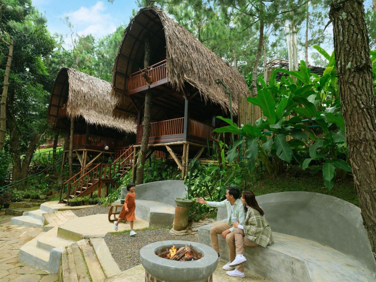 The Lodge Maribaya Cikareumbi Εξωτερικό φωτογραφία