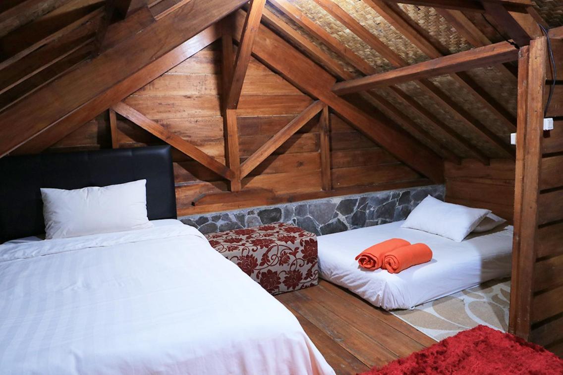 The Lodge Maribaya Cikareumbi Εξωτερικό φωτογραφία