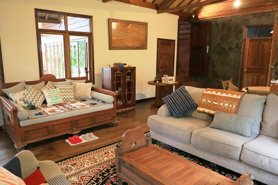 The Lodge Maribaya Cikareumbi Εξωτερικό φωτογραφία